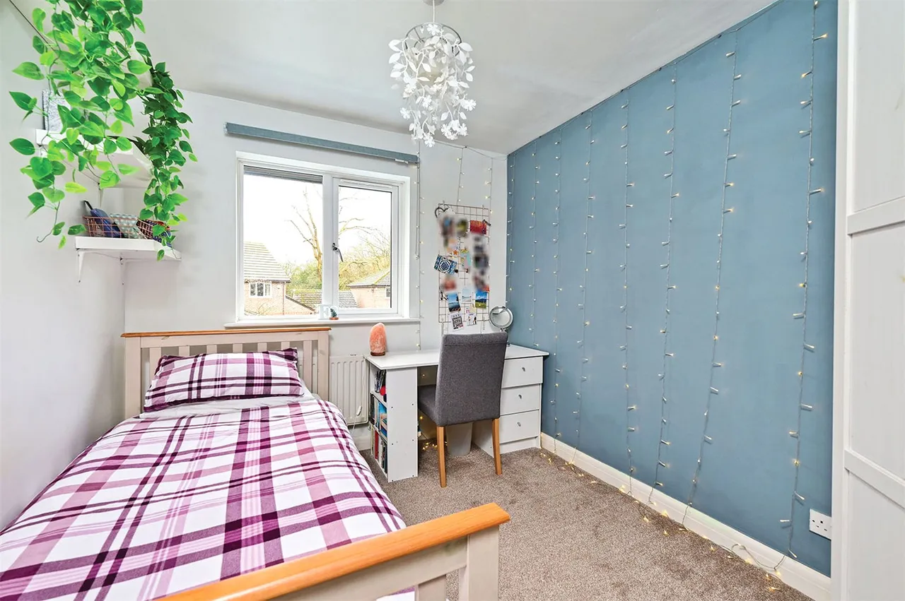 Minehurst Road, Mytchett, Camberley, Surrey, GU16 6JP, photo 17
