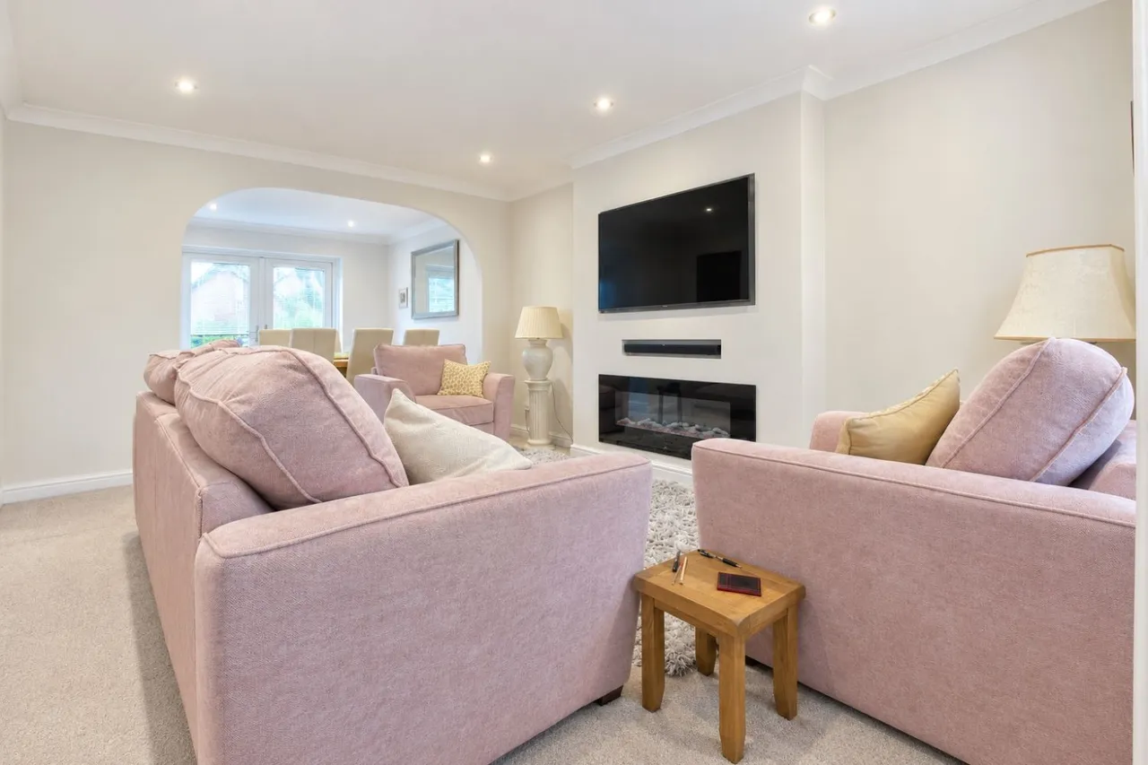 Dunnock Close, Uttoxeter, ST14, photo 6