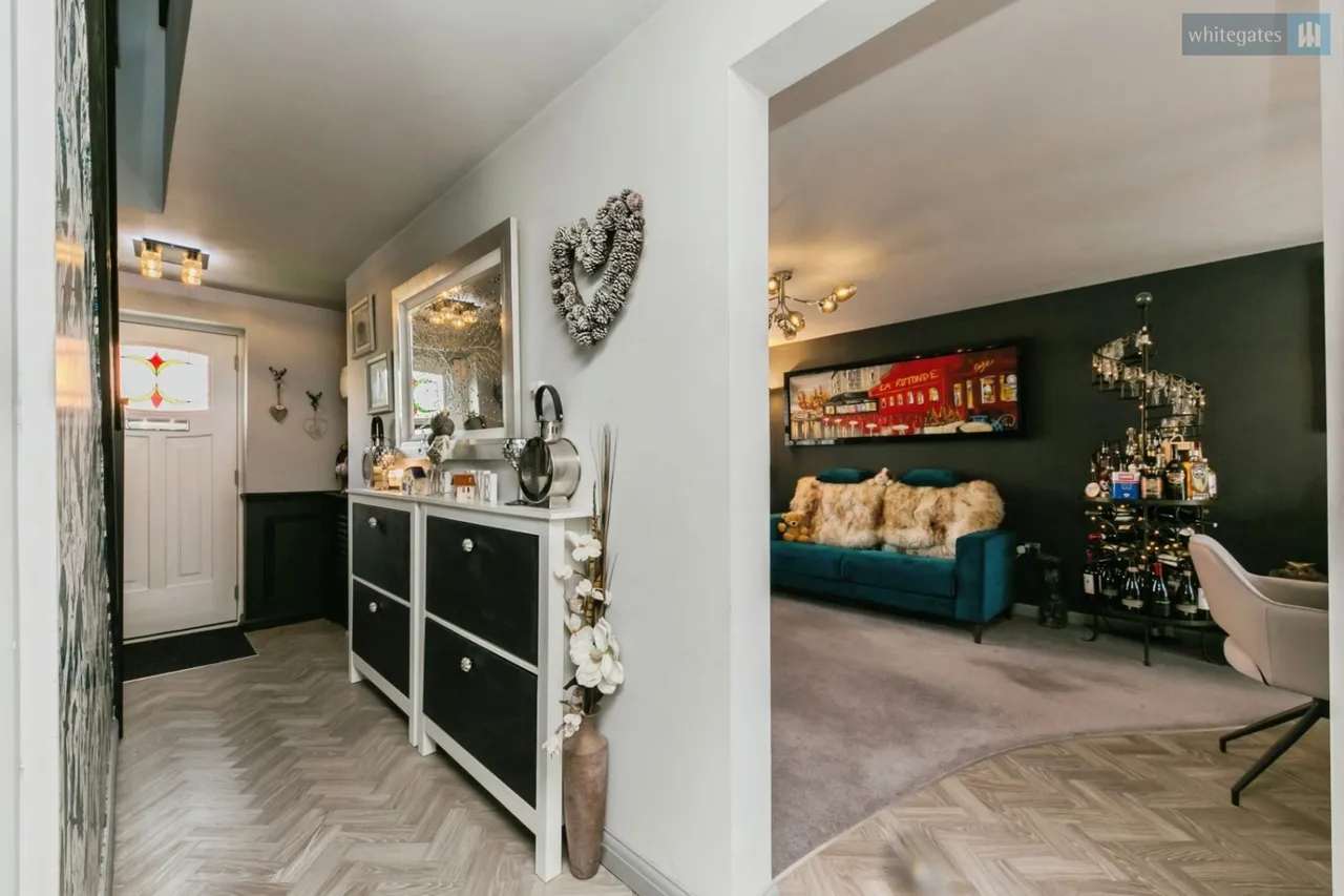 Hillside Close, Weston, CW2, photo 12