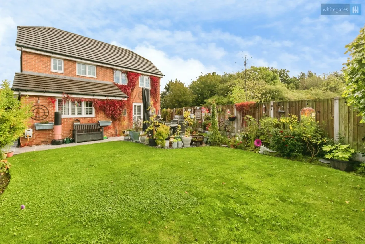 Hillside Close, Weston, CW2, photo 29