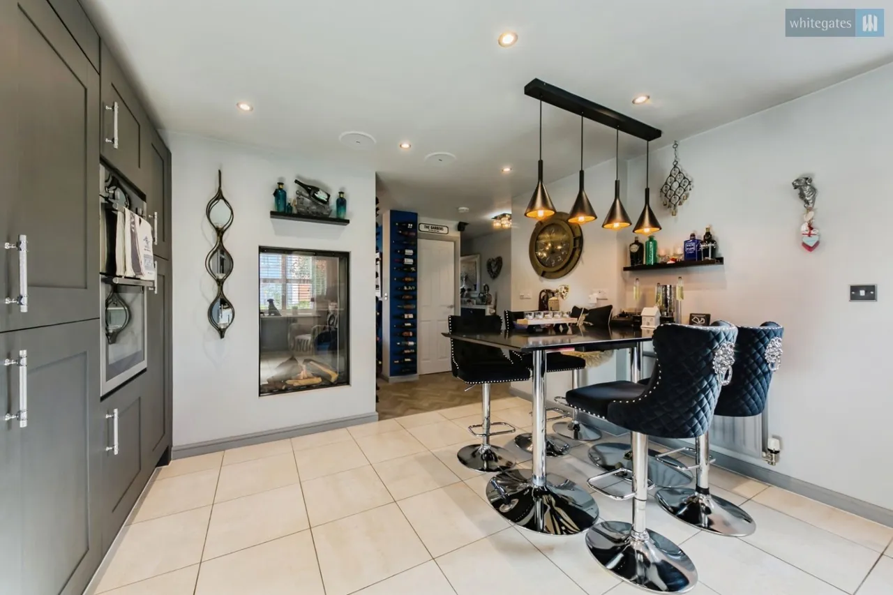 Hillside Close, Weston, CW2, photo 5