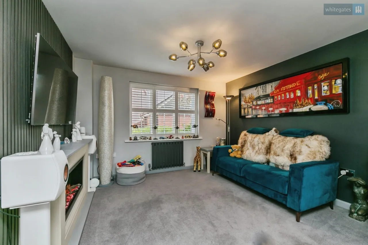 Hillside Close, Weston, CW2, photo 4