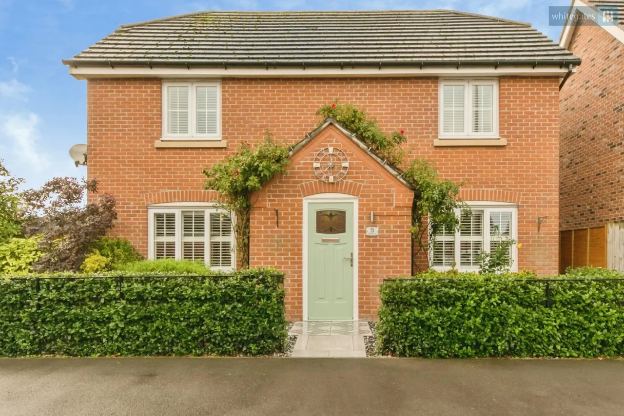 4 bed house for sale, Hillside Close, Weston, CW2