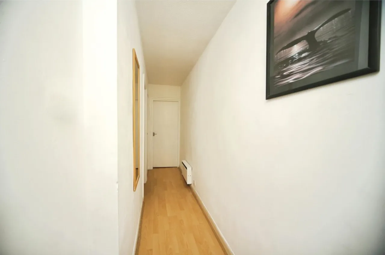 Addiscombe Rd, 97 Addiscombe Rd, East Croydon, Surrey, photo 7
