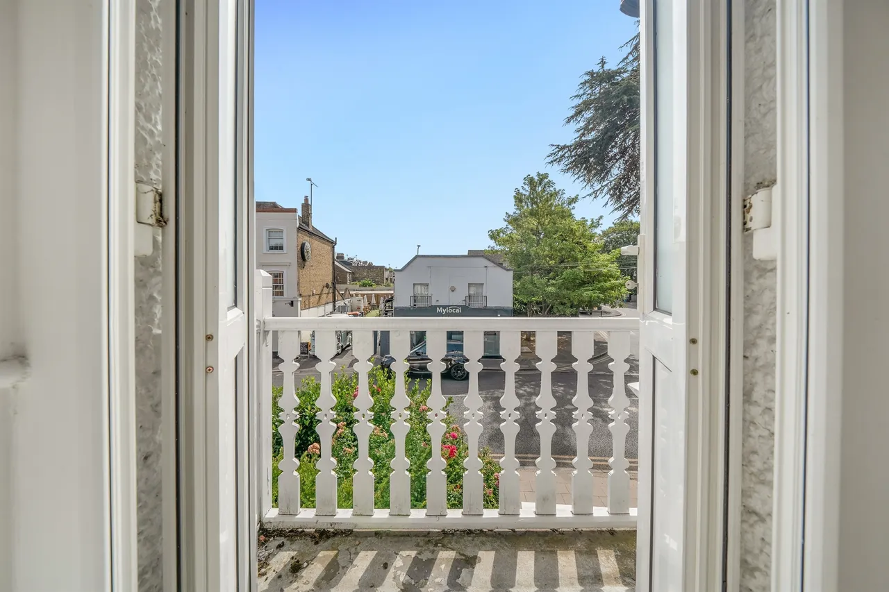 St. Leonards Road, Windsor, SL4, photo 10