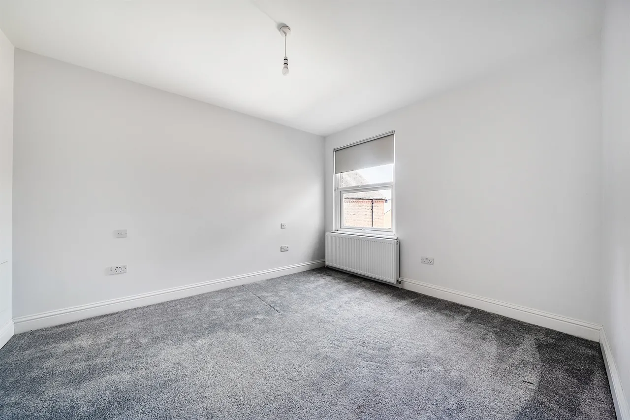 St. Leonards Road, Windsor, SL4, photo 6