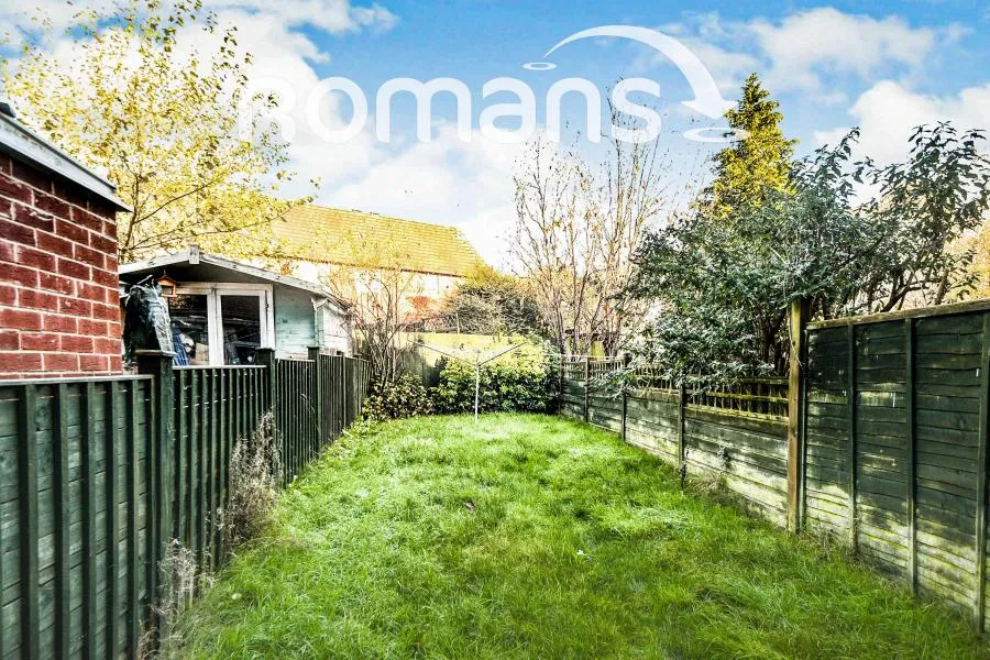 Dales Close, Swindon, SN25, photo 10