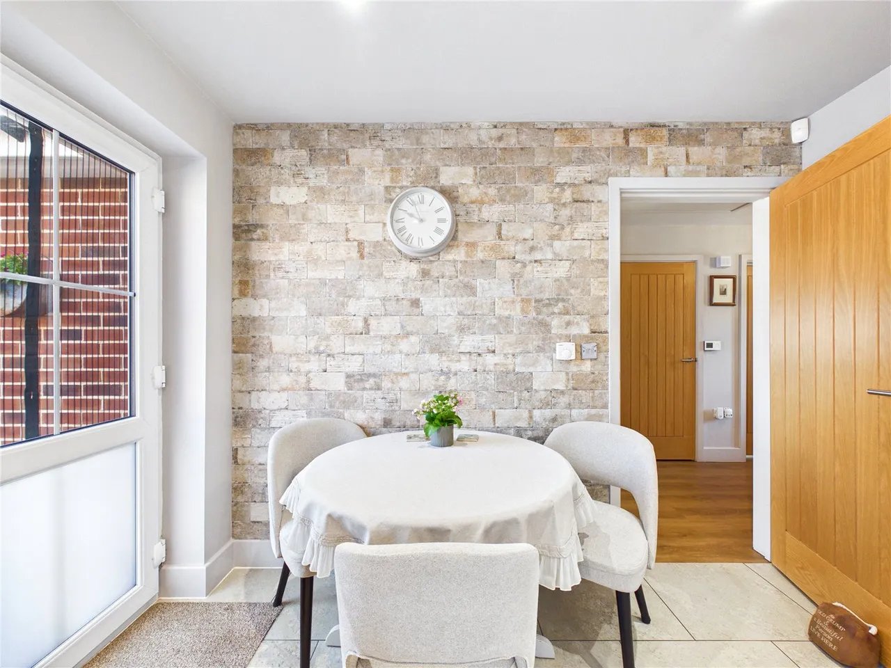 Holland Road, Little Clacton, CO16, photo 7