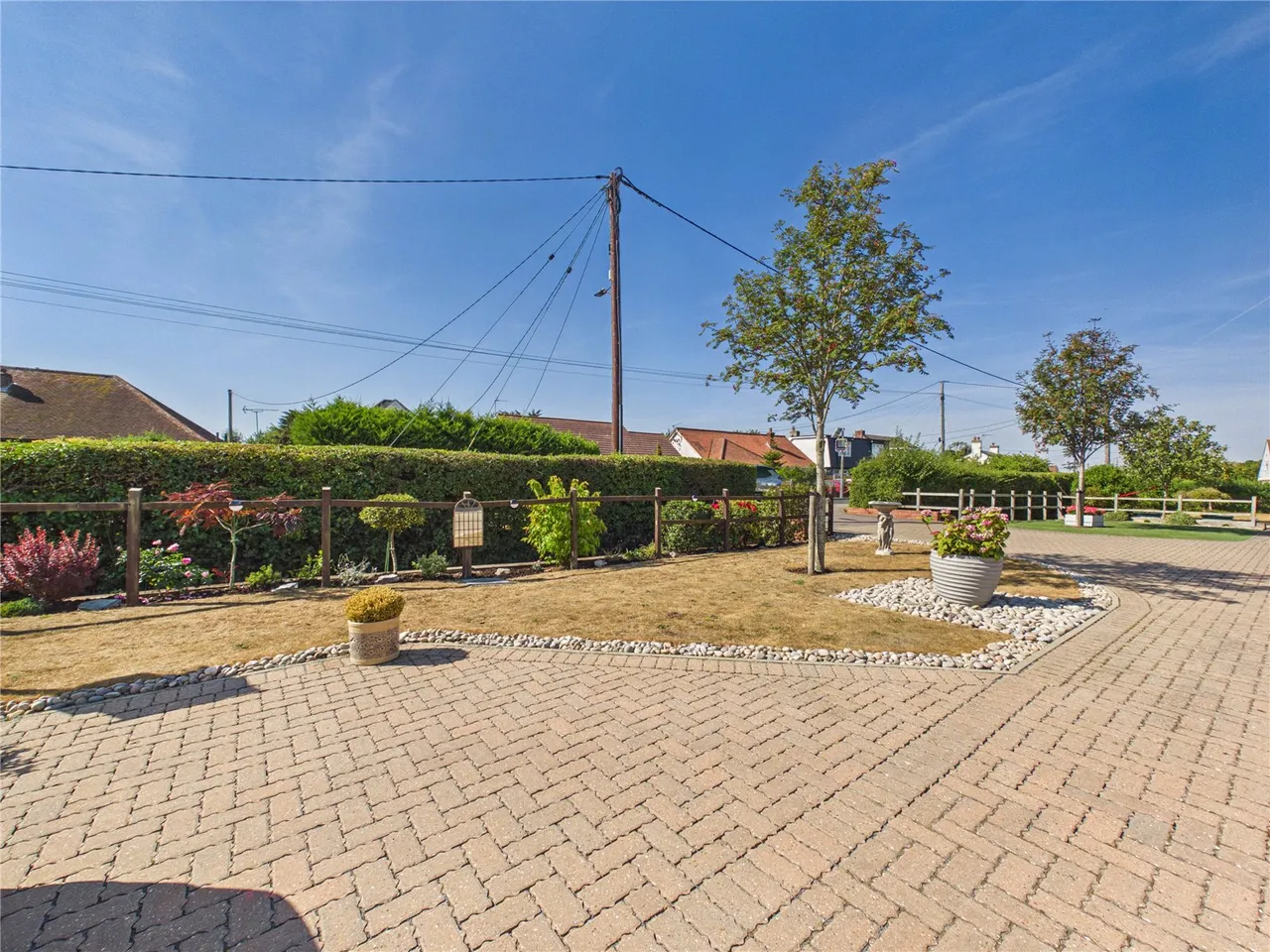 Holland Road, Little Clacton, CO16, photo 25