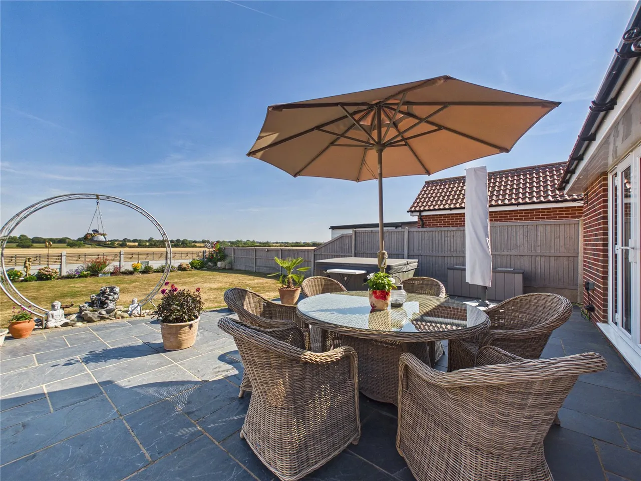 Holland Road, Little Clacton, CO16, photo 14