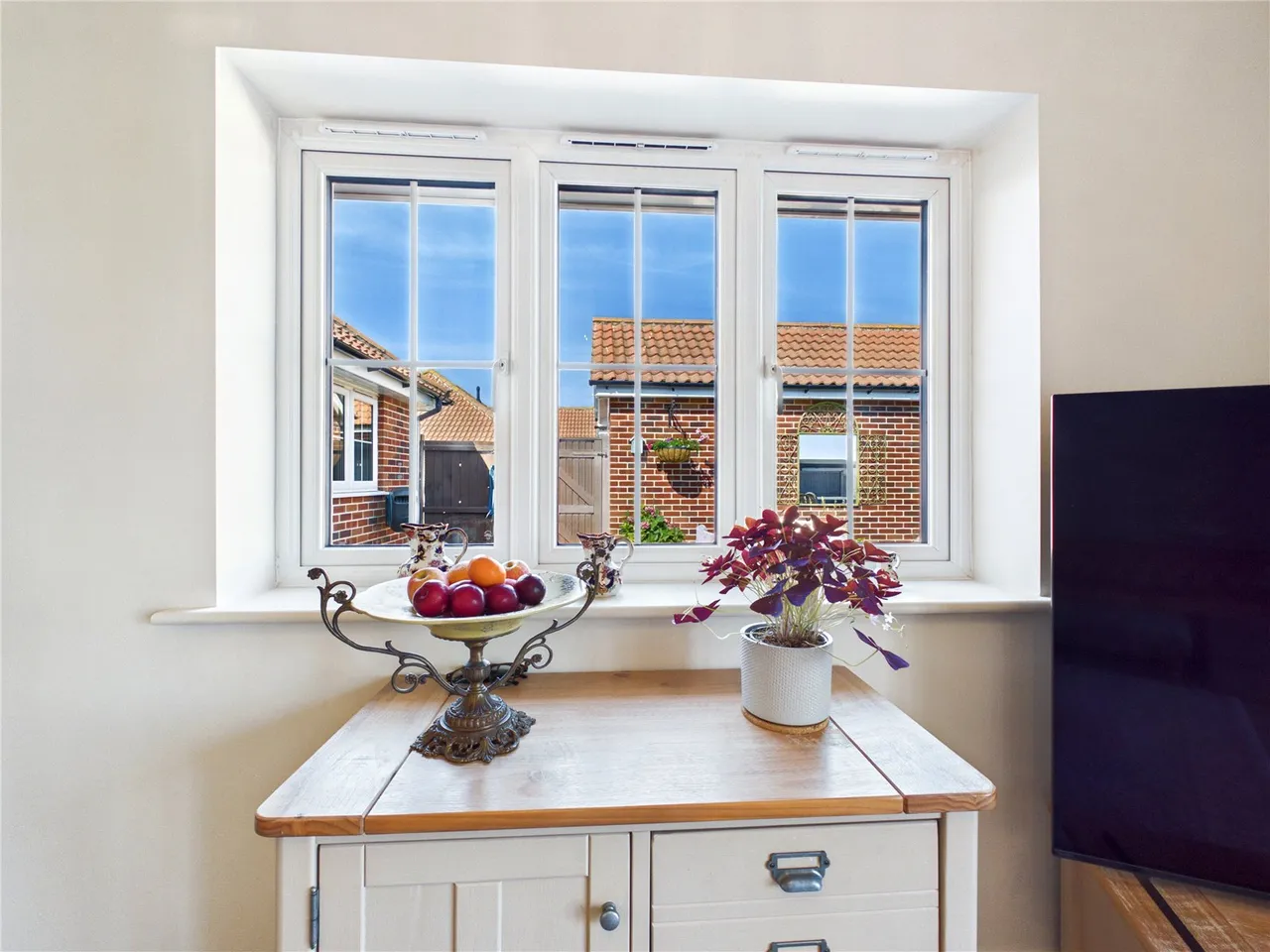 Holland Road, Little Clacton, CO16, photo 29