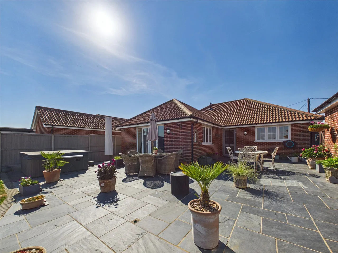 Holland Road, Little Clacton, CO16, photo 15