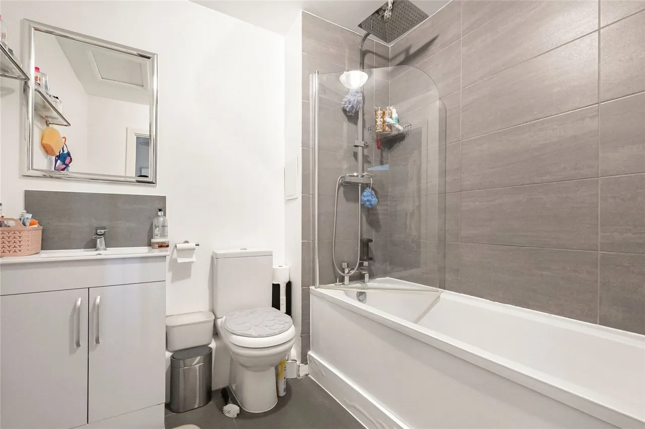 Hemlock Close, Streatham, photo 6