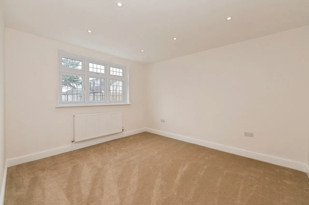 Orchard Avenue, Rainham, RM13, photo 16