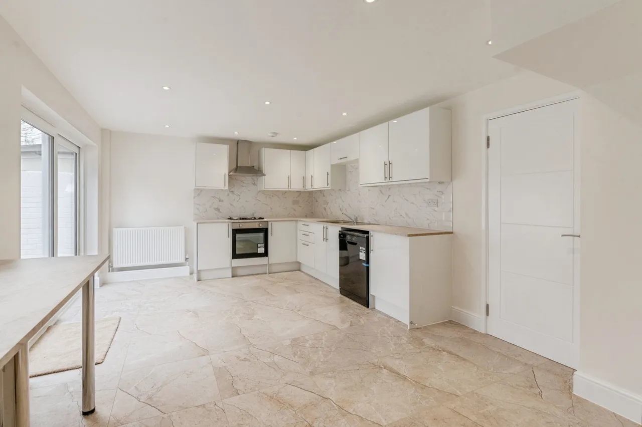 Orchard Avenue, Rainham, RM13, photo 9