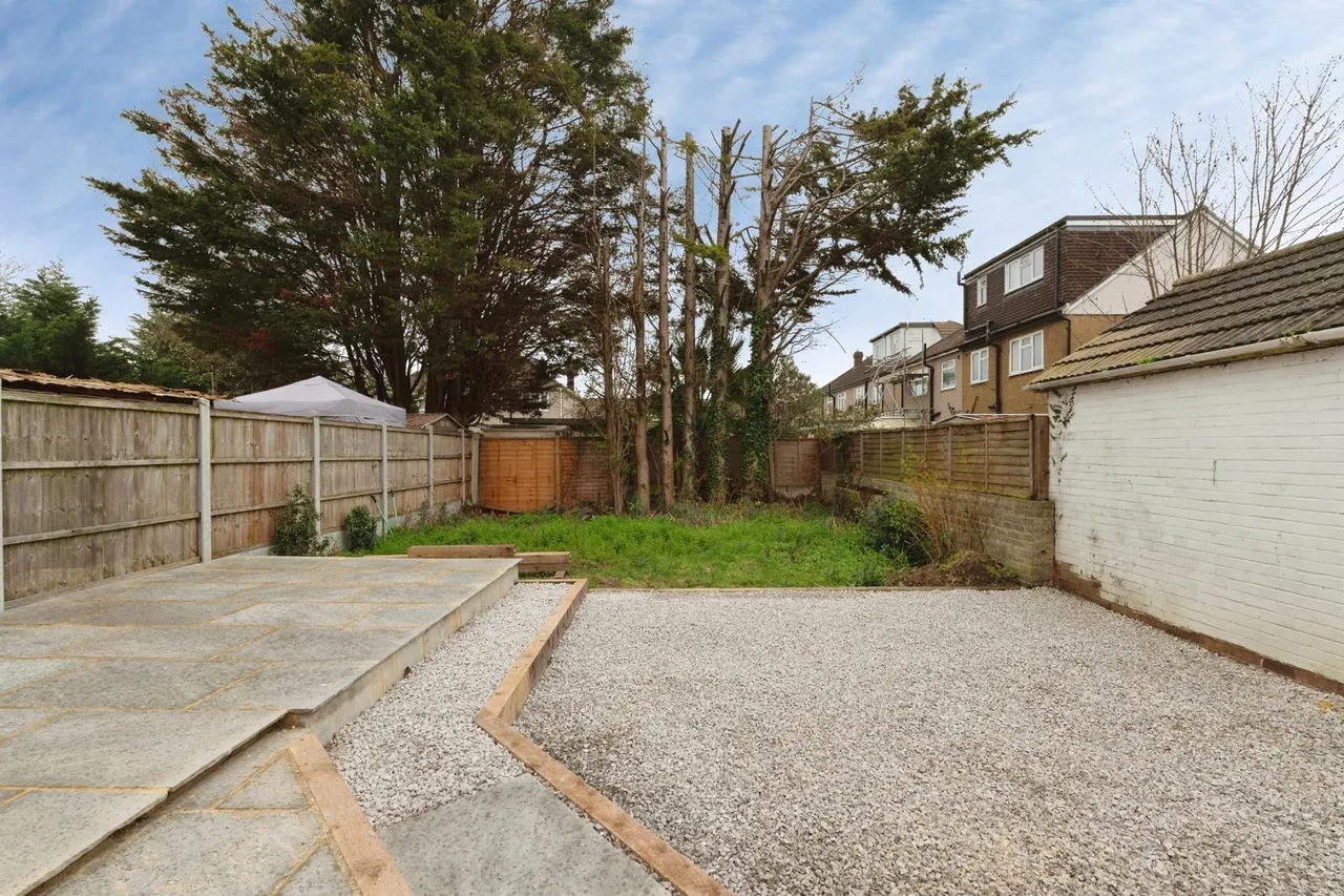 Orchard Avenue, Rainham, RM13, photo 25