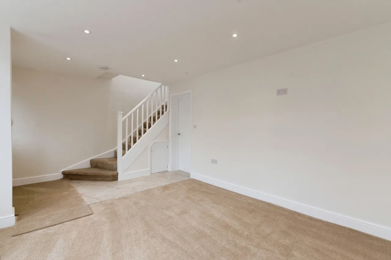 Orchard Avenue, Rainham, RM13, photo 17