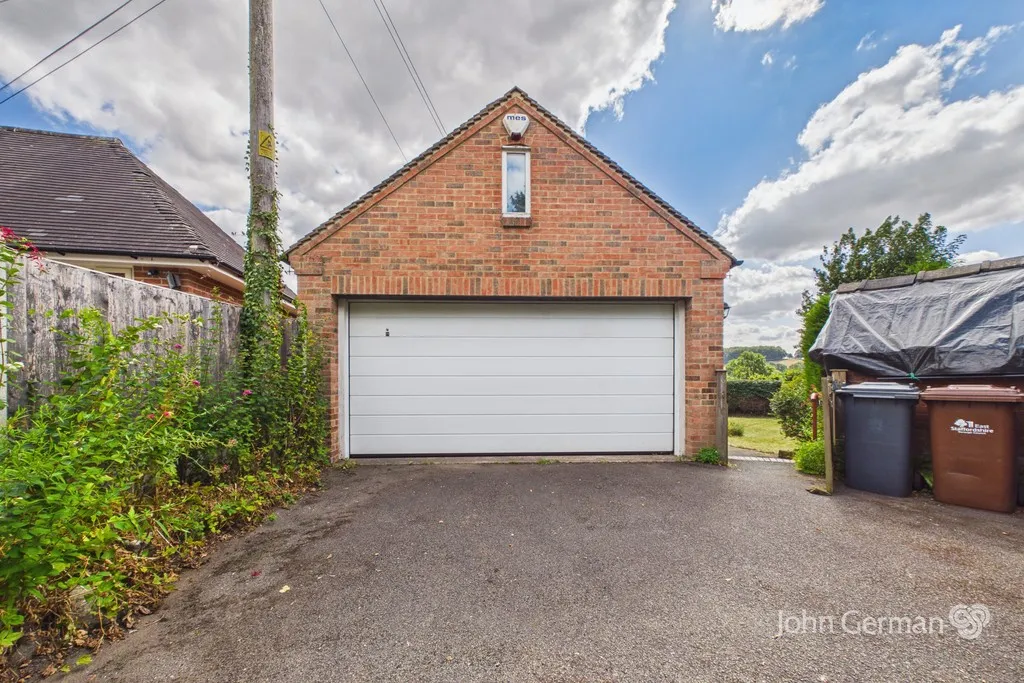Hall Lane, Middle Mayfield, photo 21