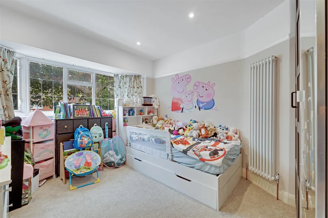 Mill Road, Twickenham, TW2, photo 7