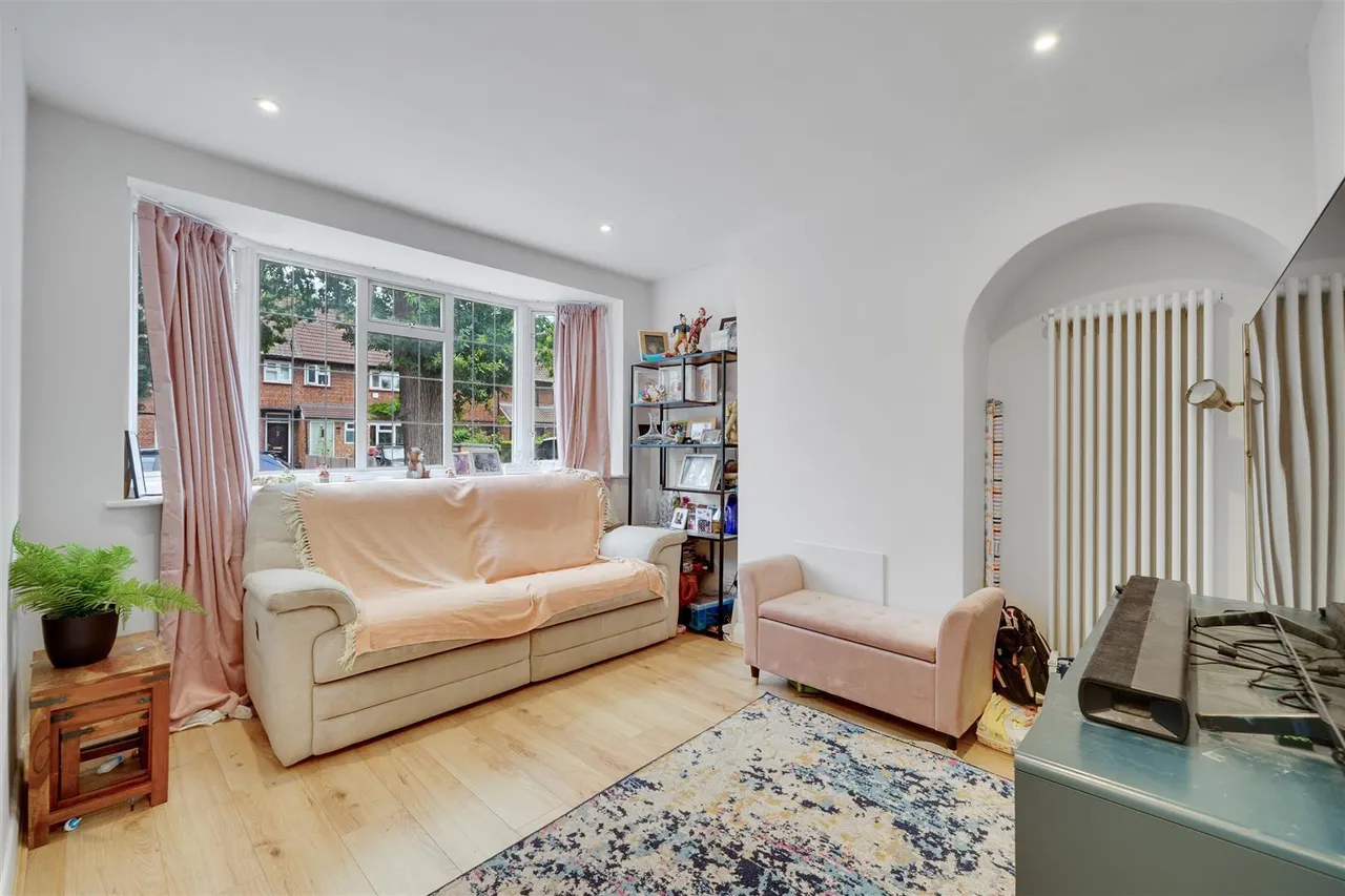 Mill Road, Twickenham, TW2, photo 4
