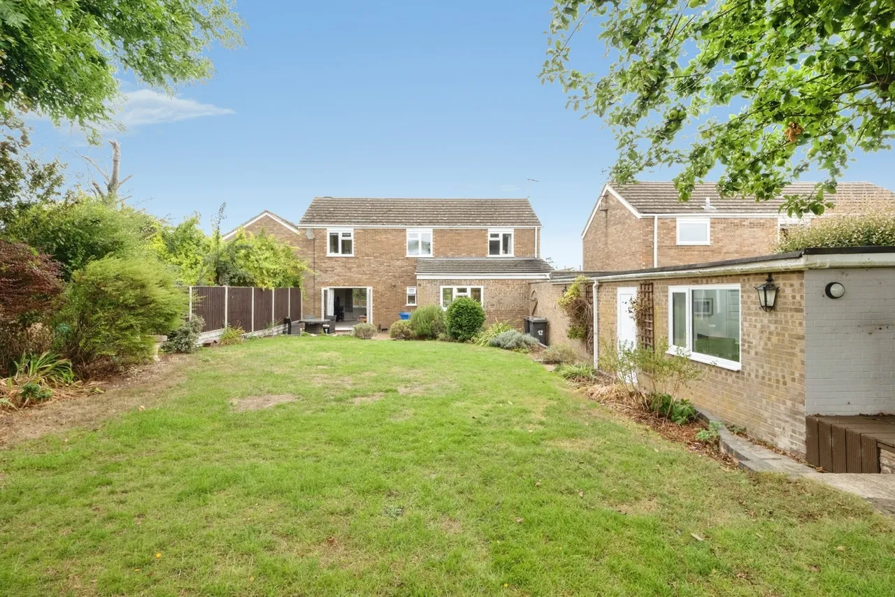 Mansel Close, Cosgrove, MK19, photo 21