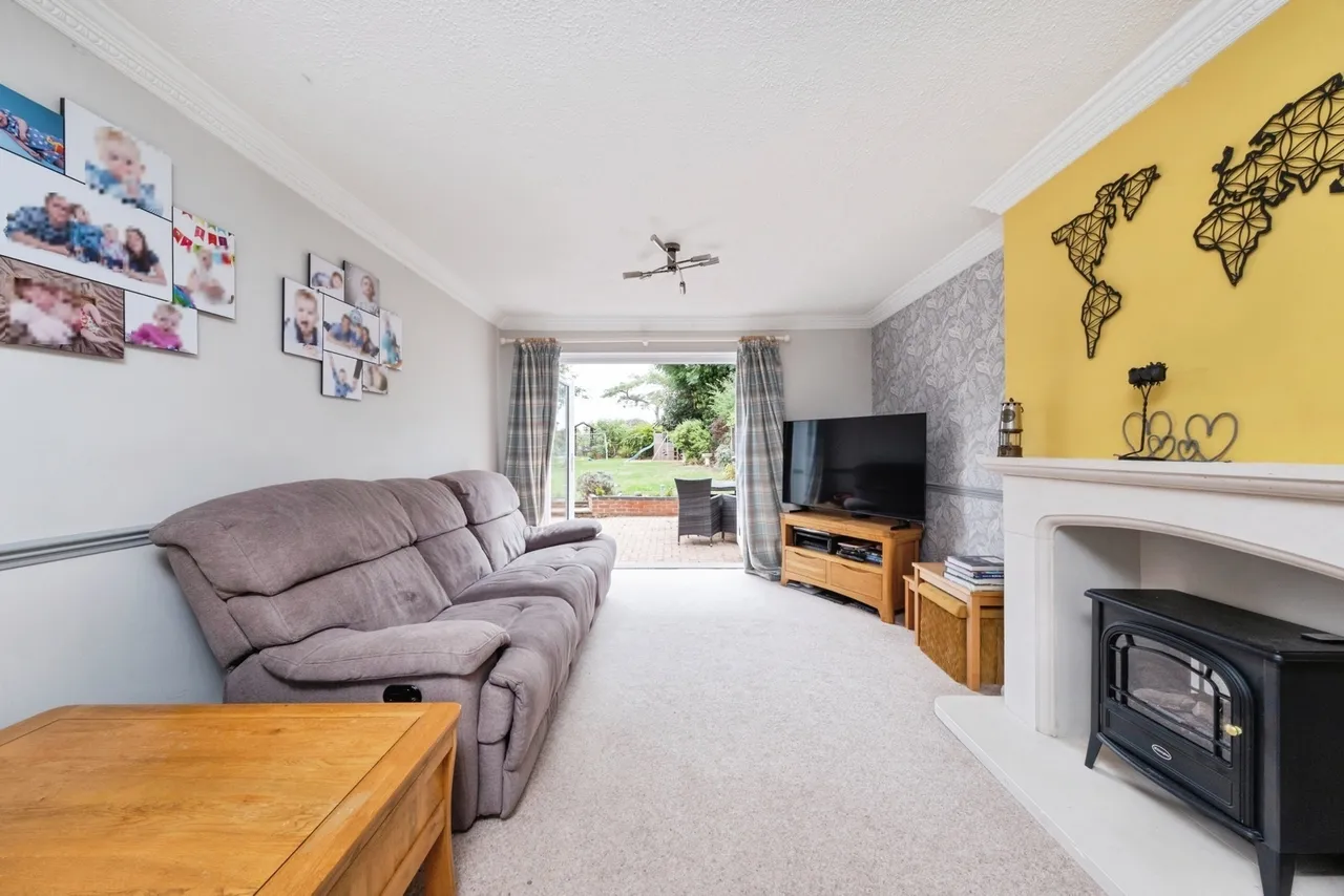 Mansel Close, Cosgrove, MK19, photo 19
