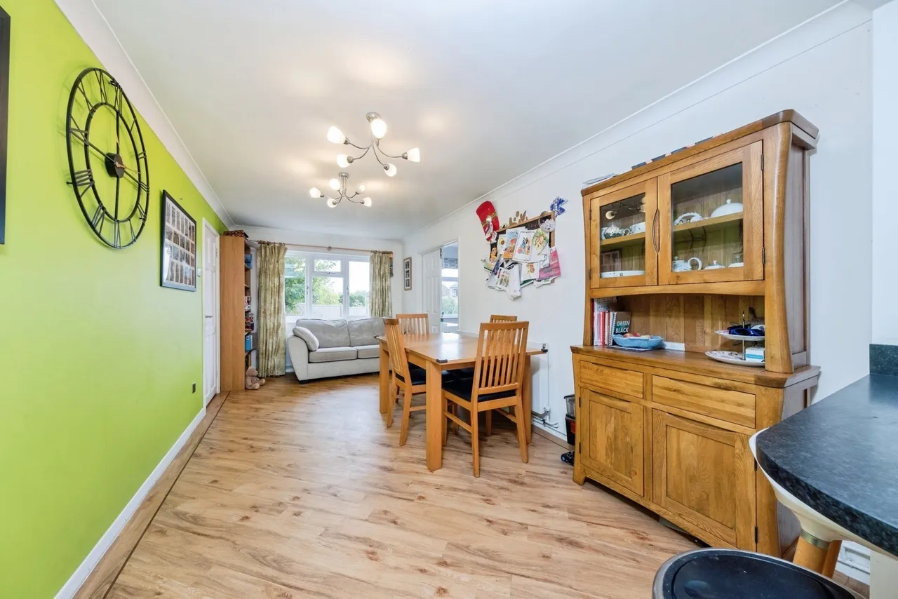 Mansel Close, Cosgrove, MK19, photo 6