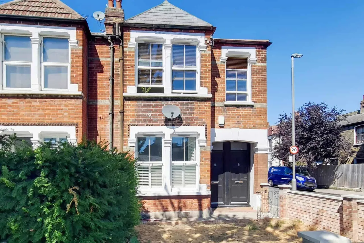 Tooting, SW17 9AX, photo 9