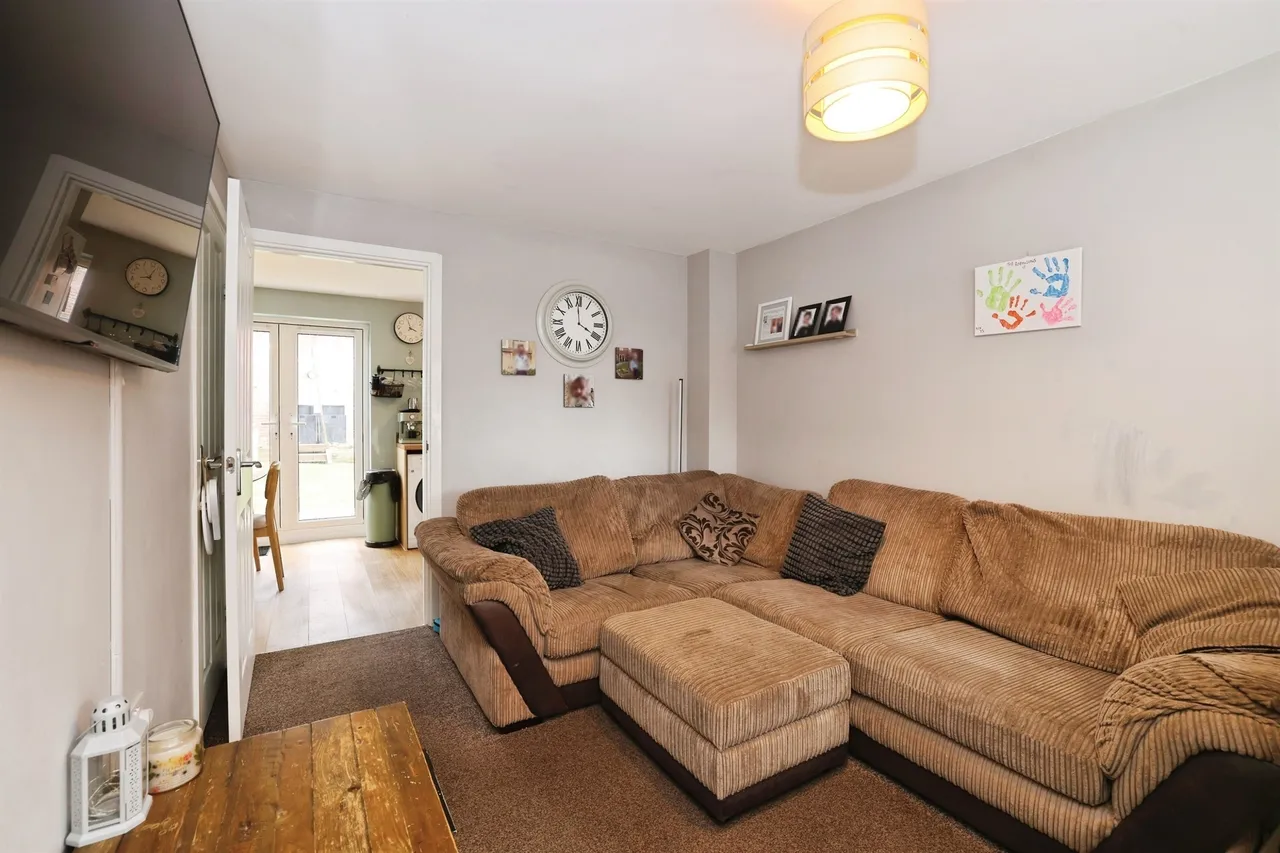Ramsay Road, Calne, SN11, photo 3