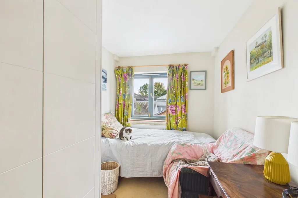 Old Lound, Kendal, LA9, photo 6