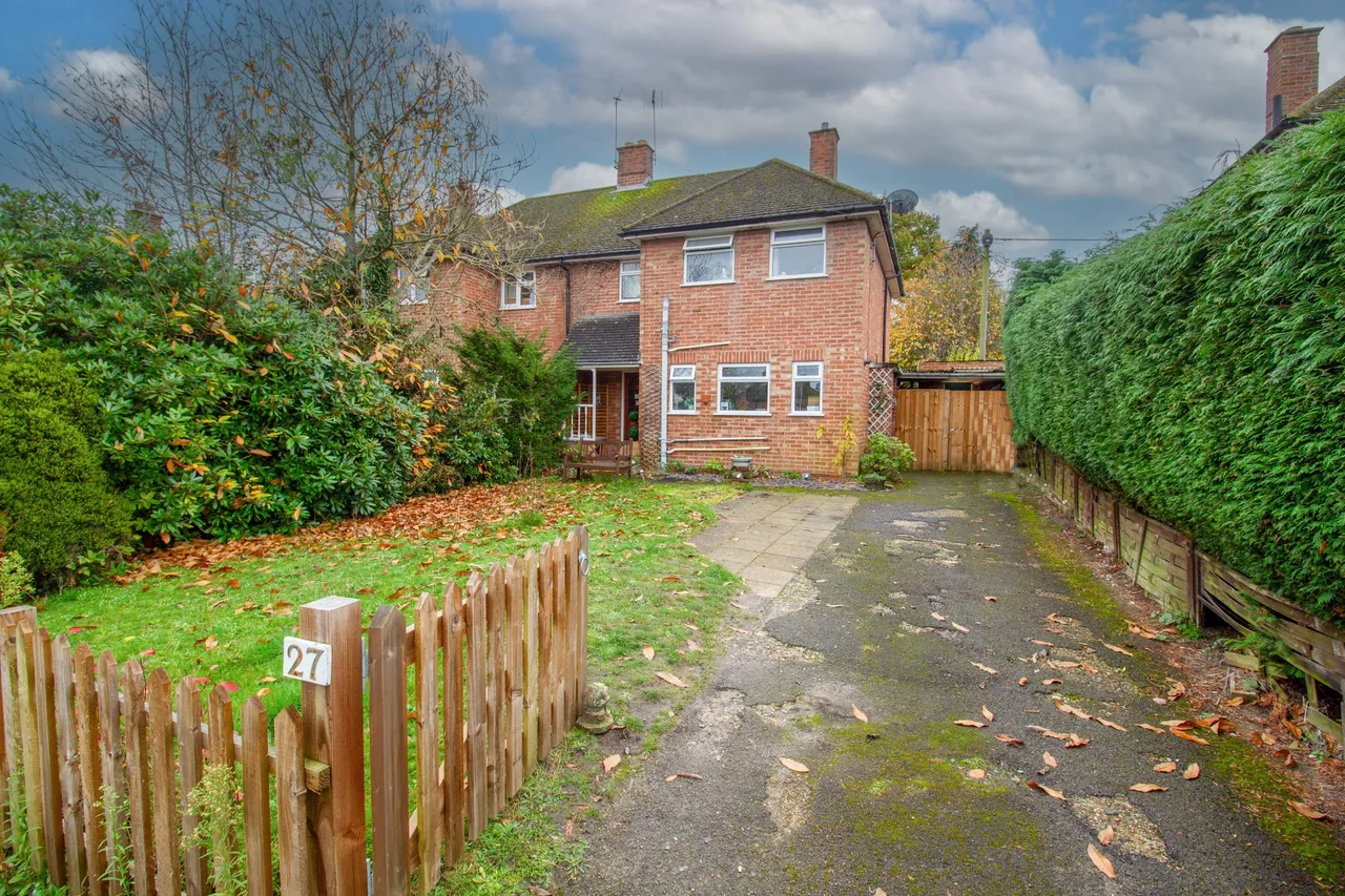 3 bed house for sale — Wickham Close, Church Crookham, Fleet, GU52 6NU