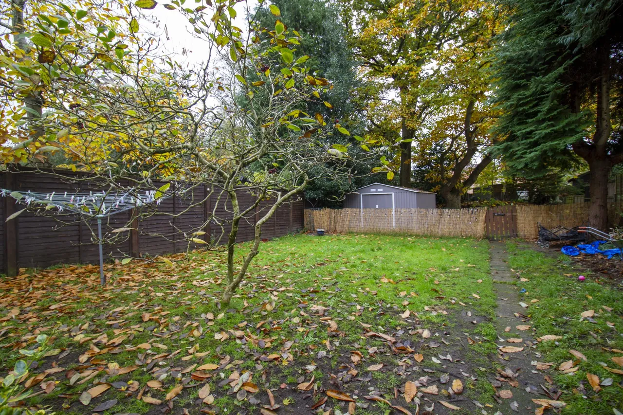 Wickham Close, Church Crookham, Fleet, GU52 6NU, photo 15