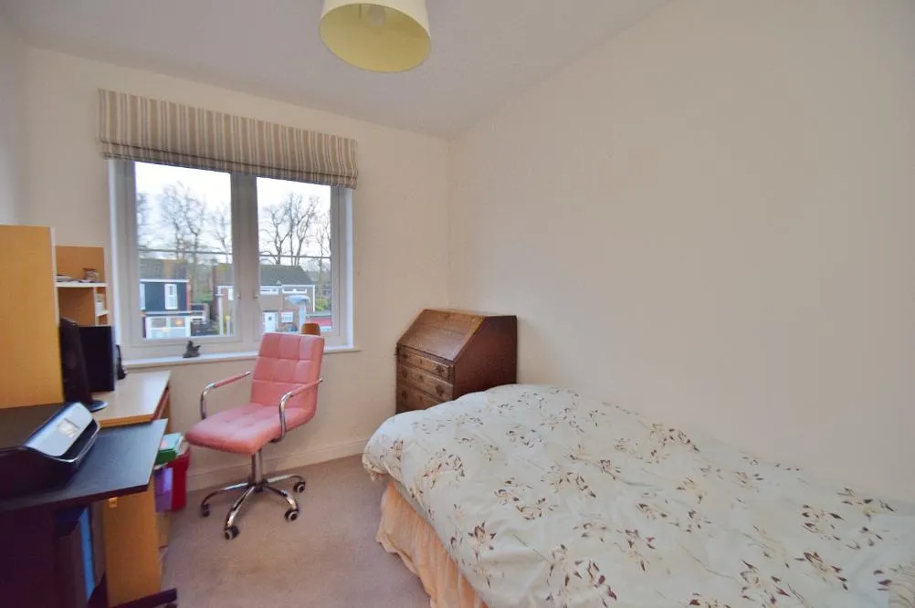 Eaves Court The Retreat, Princes Risborough, HP27, photo 9