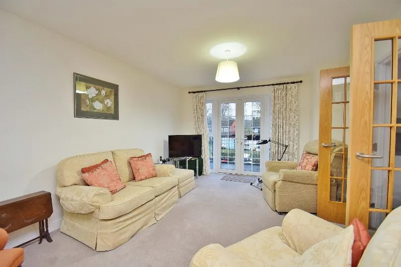 Eaves Court The Retreat, Princes Risborough, HP27, photo 7