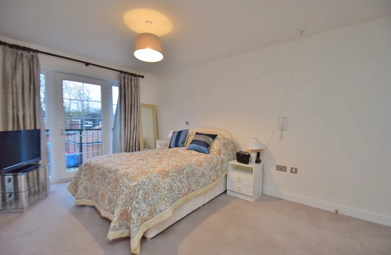 Eaves Court The Retreat, Princes Risborough, HP27, photo 10