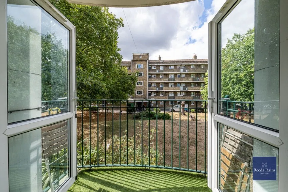 Lambeth Walk, London, SE11, photo 6