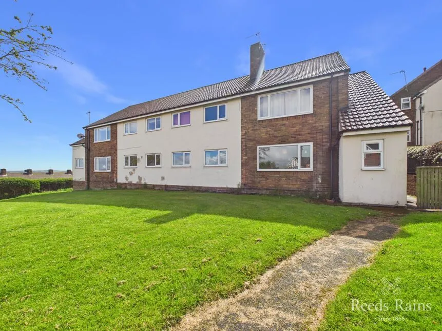 3 bed flat for sale, Oak Green, Brandon, DH7