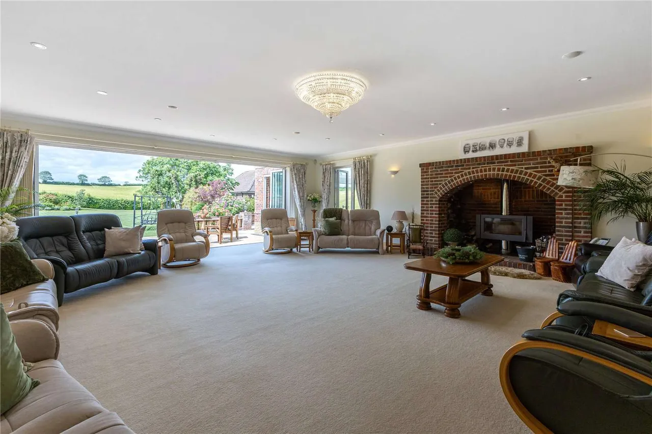 Box End Road, Bromham, Bedford, MK43 8LU, photo 4