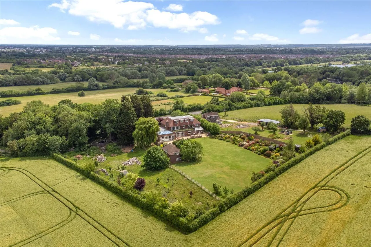 Box End Road, Bromham, Bedford, MK43 8LU, photo 2
