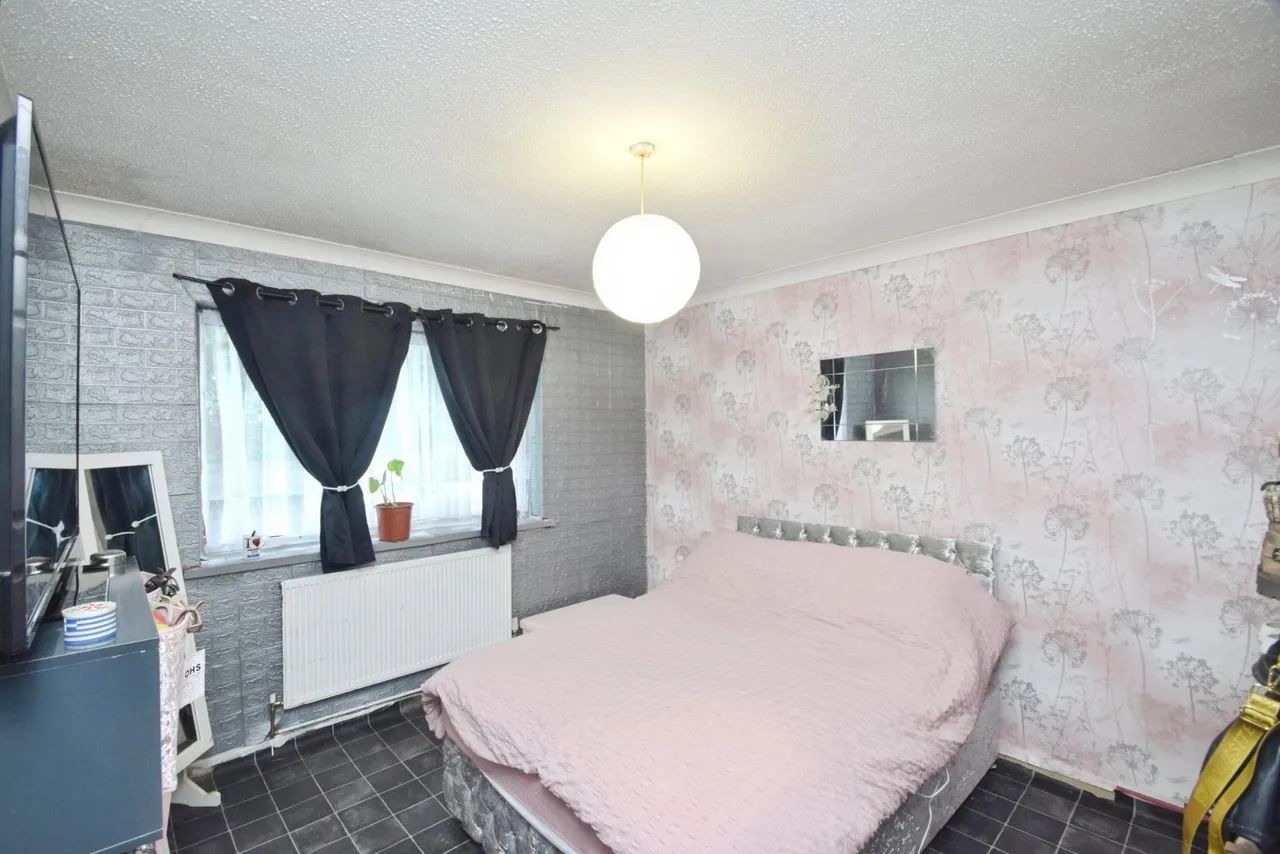 Heol Gruffydd, Swansea, SA5, photo 9