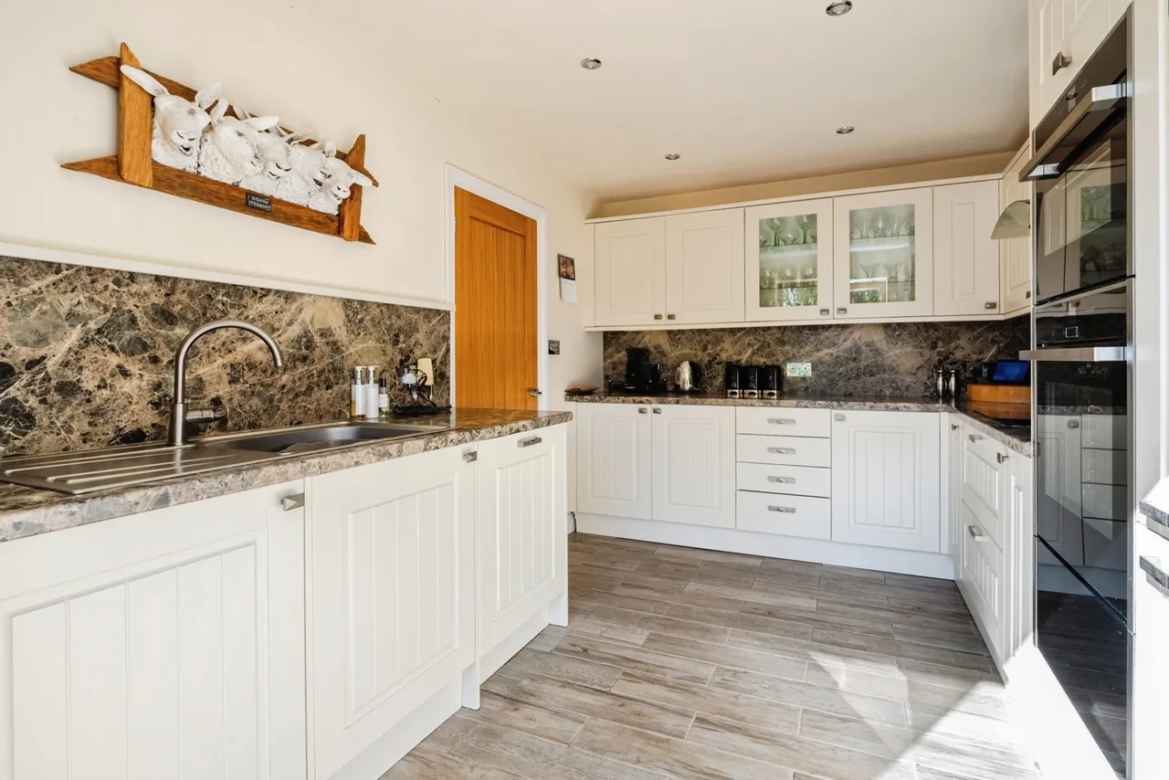 Rother View, Burwash, TN19, photo 3
