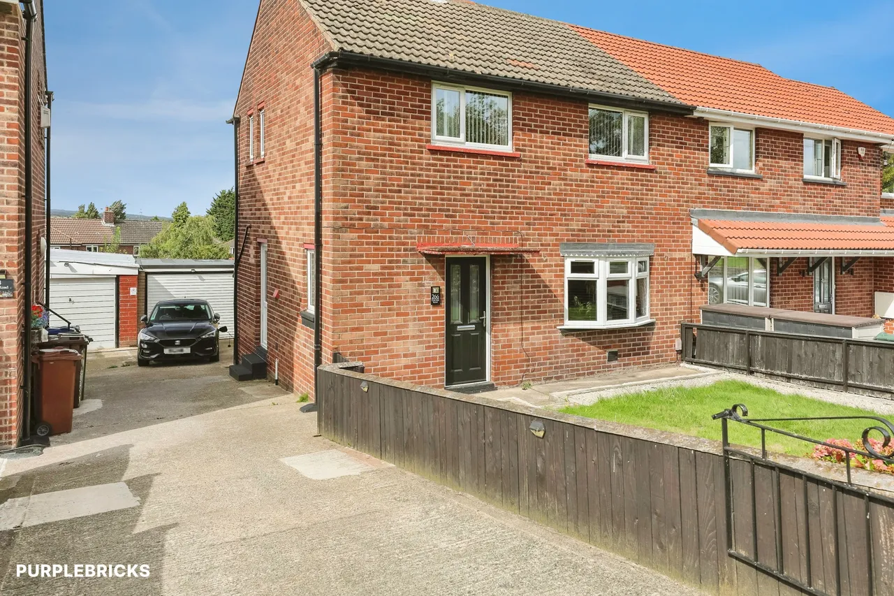 Carlton Road, Barnsley, S71, photo 17