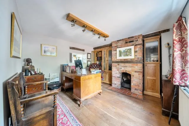 Ashford Hill Road, Thatcham, RG19, photo 4