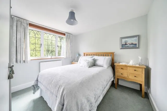 Ashford Hill Road, Thatcham, RG19, photo 12