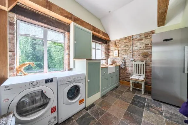 Ashford Hill Road, Thatcham, RG19, photo 30