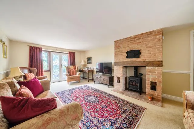 Ashford Hill Road, Thatcham, RG19, photo 28