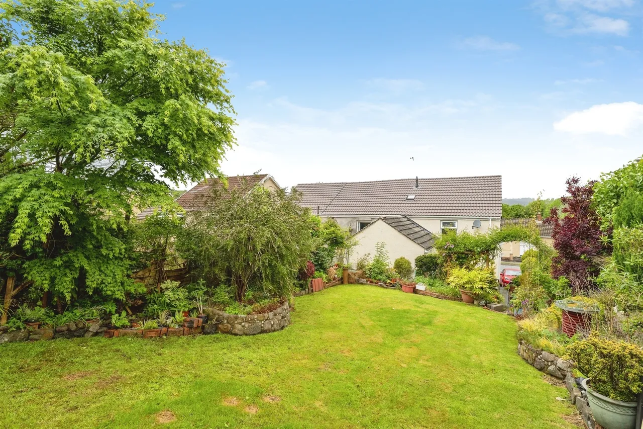 Trallwn Road, Swansea, SA7, photo 16