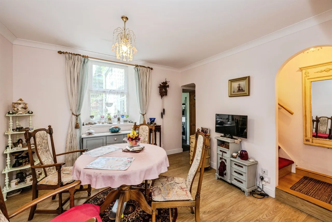 Trallwn Road, Swansea, SA7, photo 11