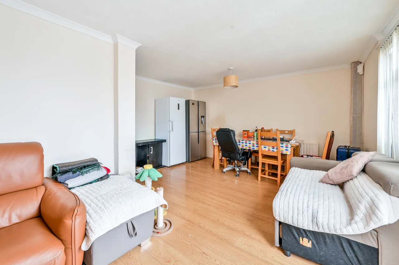 8 Robin Way, Guildford, photo 5