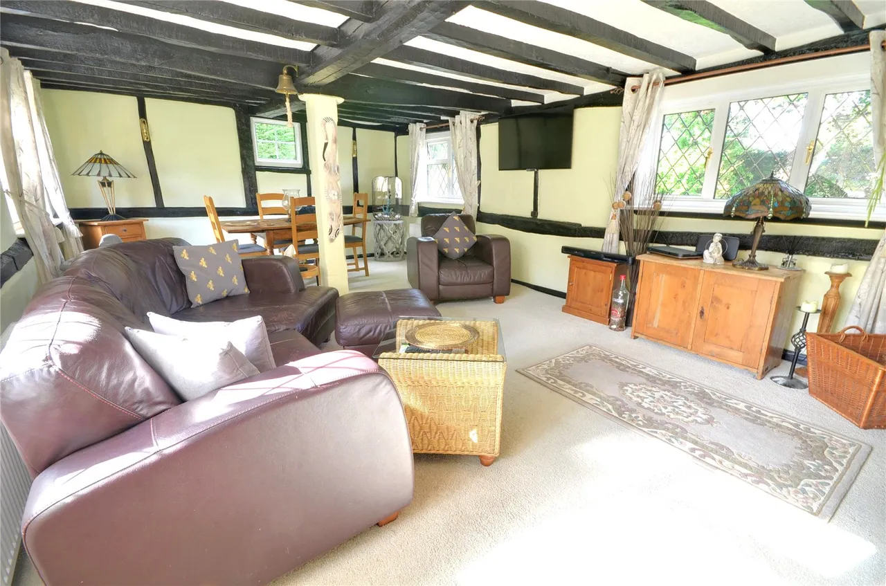 East Grinstead, RH19, photo 11